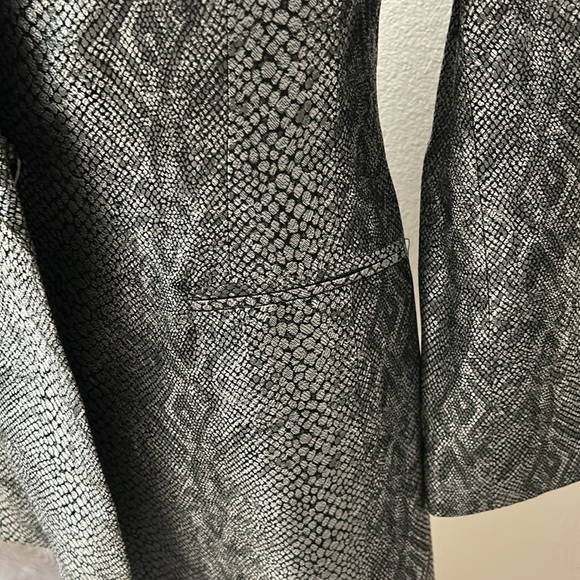 Snake print Pantsuit by Eva Polini Couture - Picture 3 of 6